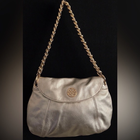 Antonio Melani Gold Metallic Flap Closure Chain Strap Emblem Purse Handbag Bag - Picture 5 of 11